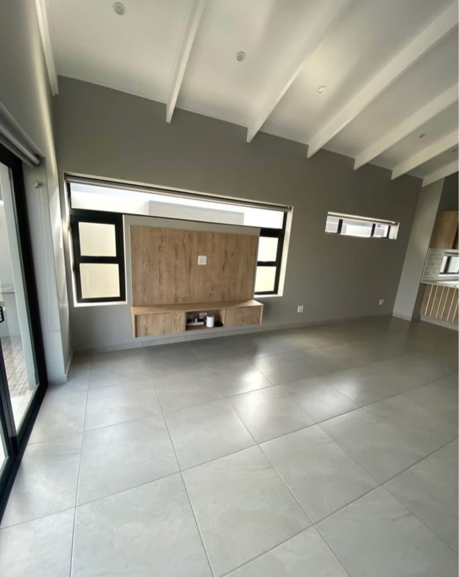 To Let 3 Bedroom Property for Rent in Dana Bay Western Cape